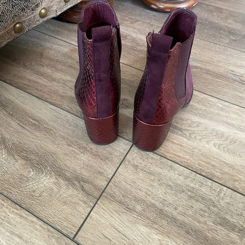 Beautiful Burgundy Booties!